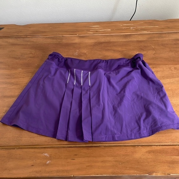 Athleta Pants - Athleta Pleated Front Skort Size XL